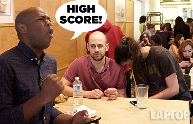 8 thói quen đáng xấu hổ khi dùng di động