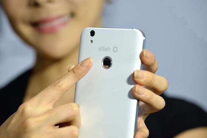 Những điện thoại dùng cảm biến vân tay hot nhất tại VN