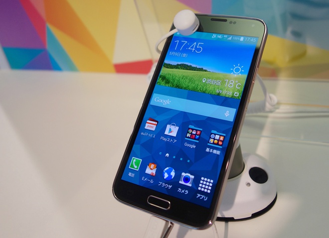 Galaxy S5 giảm giá mạnh tại Việt Nam sau khi S6 ra mắt