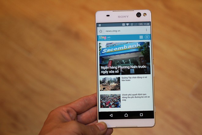 Loạt smartphone sáng giá vừa cập bến Việt Nam