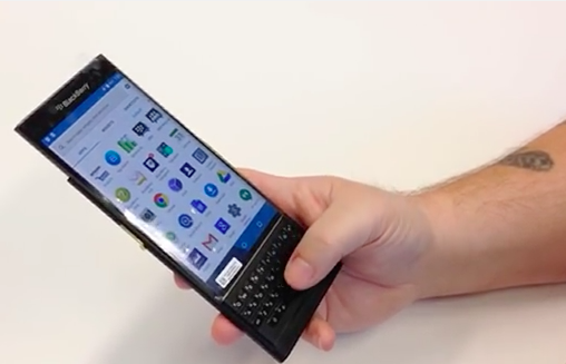 Điện thoại Android đầu tiên của BlackBerry ra đời thế nào?