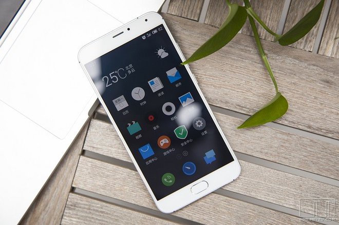 5 điện thoại xách tay đáng mua tầm giá 8 triệu đồng