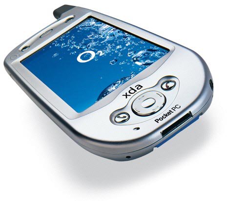 Sảm phẩm đầu tiên của HTC có tên HTC Wallaby, hay có cái tên quen thuộc với những tín đồ Pocket PC là O2 XDA. Ra mắt vào năm 2002. Khi đó HTC mới chỉ là một hãng sản xuất chuyên gia công cái thiết bị di động cho các thương hiệu lớn như O2, iMate,… Sản phẩm chạy trên nền tảng Microsoft Pocket PC 2002 Phone Edition, màn hình 3,5 inch, bộ vi xử lý Intel lõi đơn, RAM 32MB và có 32MB dung lượng bộ nhớ và giá bán lên tới 1.370 USD.