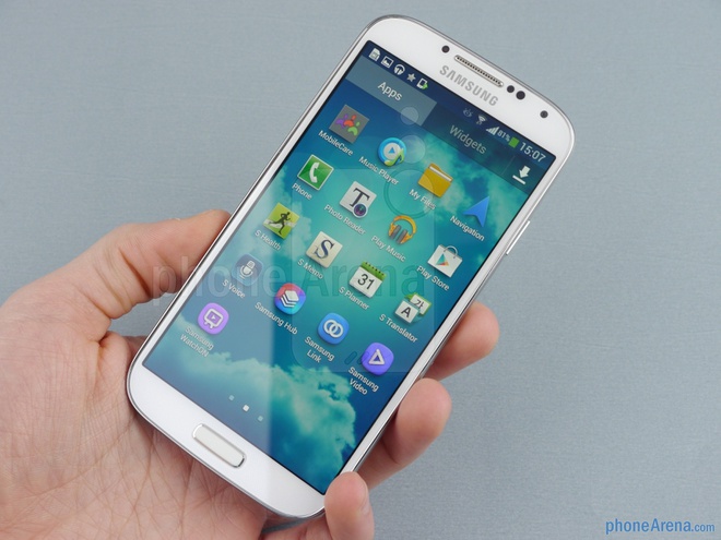 Samsung và hành trình 6 năm của điện thoại Galaxy cao cấp