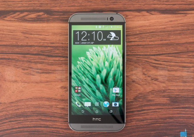 1. HTC One M8.