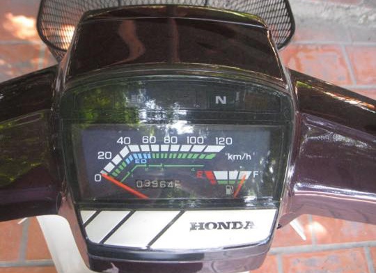 Chiếc xe mới chạy 3.946 km. Ảnh: Đỗ Nhật Trường.