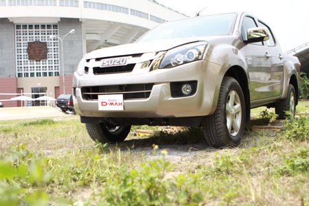 10 ôtô bán chậm nhất nửa đầu 2015 ở Việt Nam