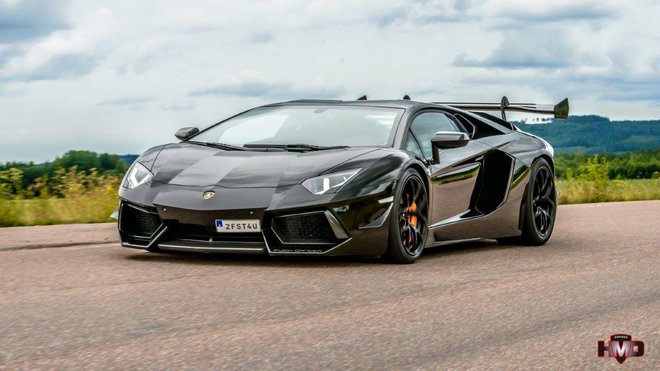 Lamborghini Aventador độc nhất thế giới bị cháy rụi