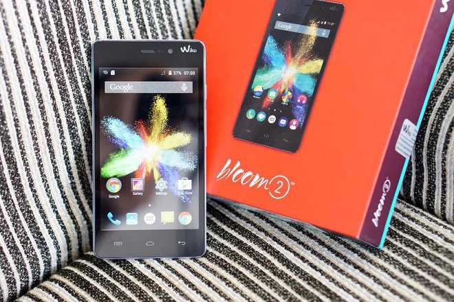 4 smartphone chuyên selfie dành cho giới trẻ