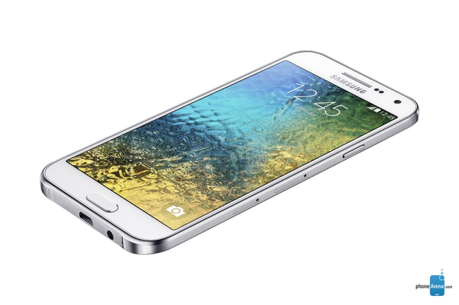 7 mẫu smartphone đáng chú ý giá từ 2,2 triệu sắp bán tại VN