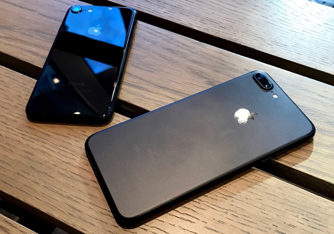 Mua iPhone 7 xach tay loai nao de duoc bao hanh o Viet Nam? hinh anh 1