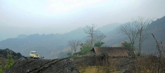 Hình ảnh ngộ nghĩnh ô tô mô hình chu du khắp Hà Giang - ảnh 3