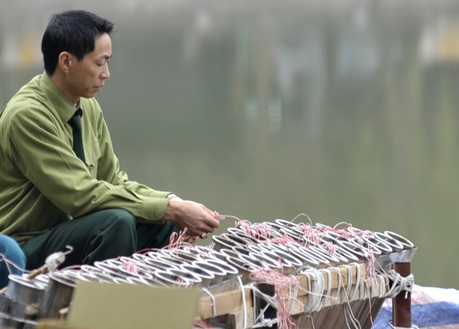 Trận địa bắn pháo hoa đêm giao thừa đã sẵn sàng - ảnh 8