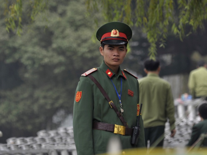 Trận địa bắn pháo hoa đêm giao thừa đã sẵn sàng - ảnh 9