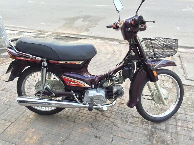 Vì sao Honda Dream II trùm mền có giá 150 triệu đồng? - ảnh 1