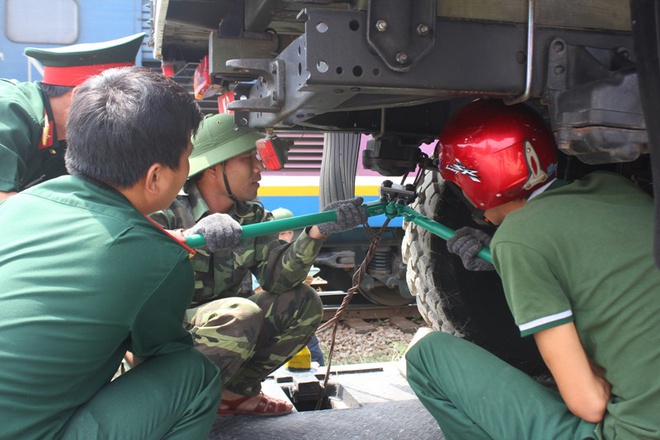 Tàu đặc biệt phục vụ Quốc tang Đại tướng đã tới Quảng Bình - ảnh 12