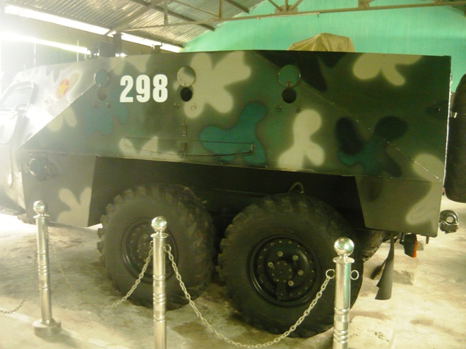 Clip khám phá xe thiết giáp BTR 152 đối phó bão Haiyan - ảnh 3