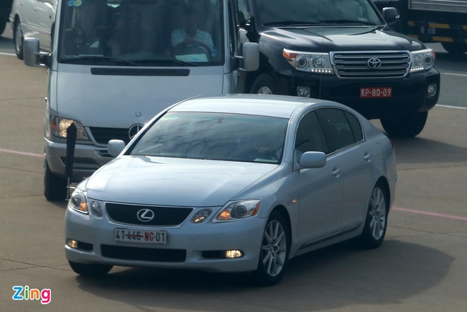 Bộ trưởng Quốc phòng Nhật Bản thăm quân cảng Cam Ranh - ảnh 3