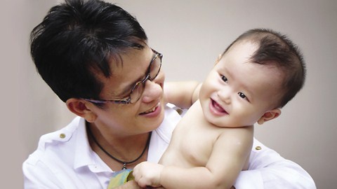 Nhạc sĩ Đức Huy chia sẻ về hôn nhân với vợ kém 43 tuổi - ảnh 2