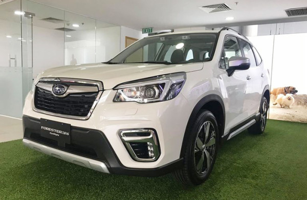 Triệu hồi Subaru Forester tại Việt Nam vì lỗi đai ốc