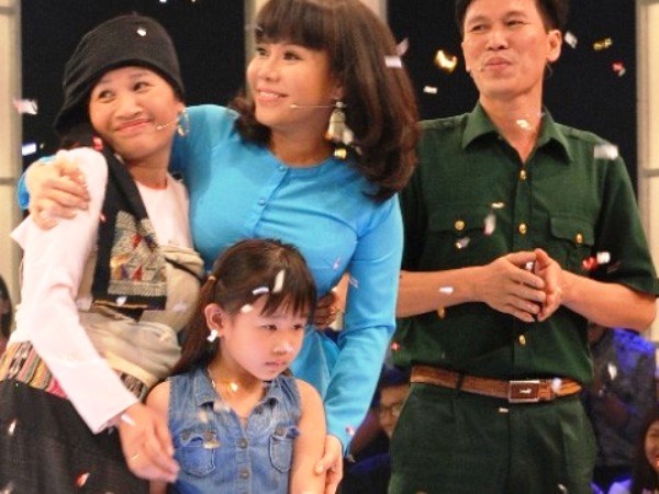 Gặp người đàn ông đứng sau “chị gái dân tộc” thi diễn hài ẵm 100 triệu - ảnh 4