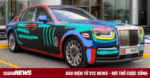 Đại gia Trung Đông độ Rolls-Royce Phantom VIII với phong cách độc đáo