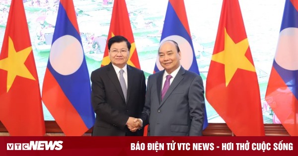 Nghe VietNamNet: Thủ tướng Nguyễn Xuân Phúc đón Thủ tướng Lào sang thăm Việt Nam