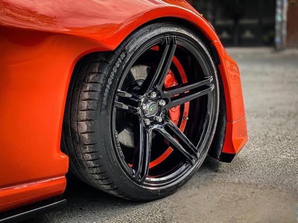 Dân chơi chi vài trăm triệu biến chiếc Subaru BR thành hàng độc - 6