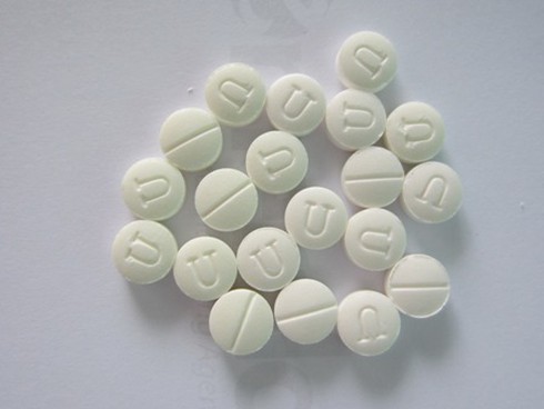 Khi thuốc ho biến hình thành ma túy - ảnh 1