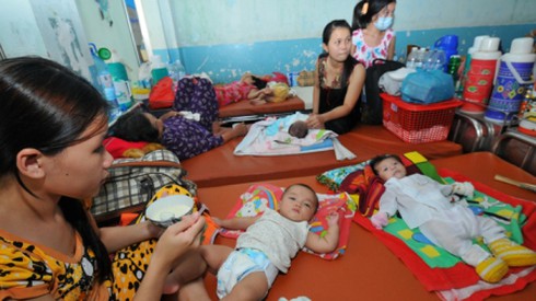 TP.HCM: Bệnh nhi mắc bệnh hô hấp tăng chóng mặt - ảnh 1