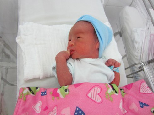 Mừng lo đan xen của gia đình sinh 5 con - ảnh 4