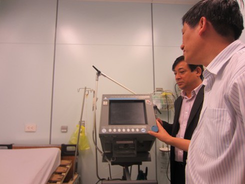 Phòng cúm A/H7N9, 70 ngàn người được đo thân nhiệt - ảnh 2