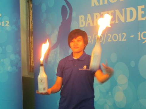 Đắng cay nghề “hot