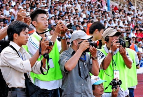 TP.HCM: Người phát ngôn phải thông tin cho báo chí trong vòng 1 ngày - ảnh 1