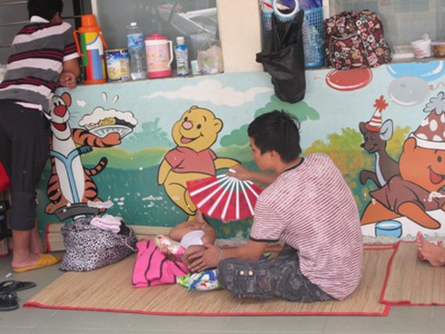TP.HCM: Kỉ lục một ngày 7000 bệnh nhi đến khám vì nắng nóng - ảnh 1