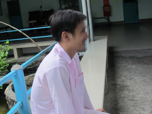 Một ngày sống với dân chơi “ngáo đá”, tưởng mình là siêu nhân - ảnh 1