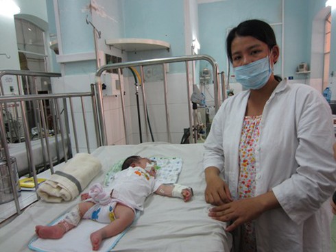 TP.HCM: Nhiều ca sởi đặc biệt, tiêm 2 mũi vắc xin vẫn phát bệnh - ảnh 1