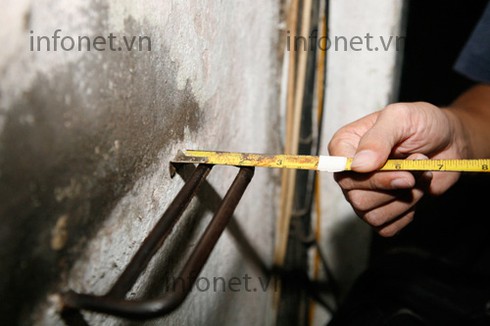 Căn nhà chỉ có thể ngồi, quỳ, bò, nằm ở trung tâm Hà Nội - ảnh 3