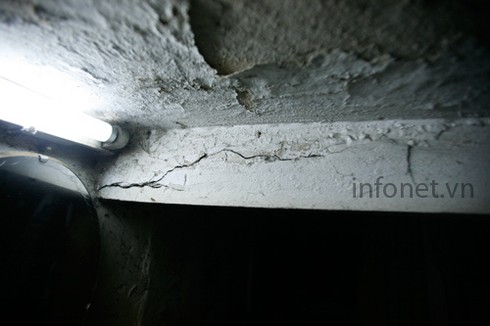 Căn nhà chỉ có thể ngồi, quỳ, bò, nằm ở trung tâm Hà Nội - ảnh 7