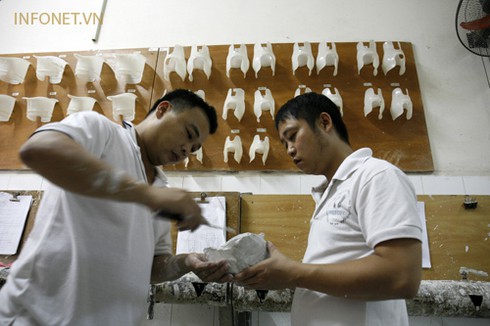 Cuộc sống nghị lực của cháu bé không tay chân - ảnh 12