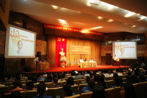 Triển lãm, Hội thảo 45 năm thực hiện di chúc Bác Hồ - ảnh 1