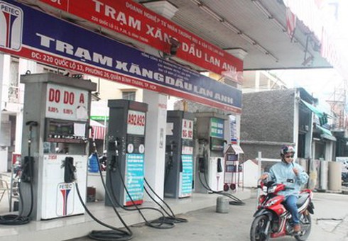 Hoa hồng xăng dầu: Hết thời làm loạn?