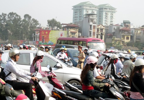 Từ 2013, phí bảo trì đường bộ chạy cùng một số trạm thu phí