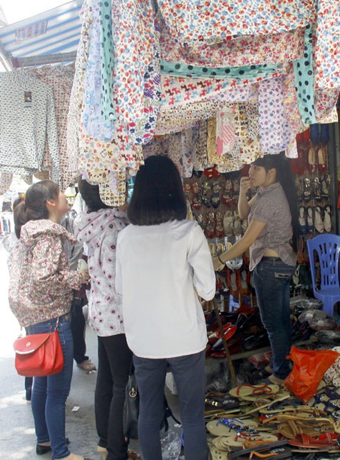 Ô, khẩu trang chống nắng giá nửa triệu đồng