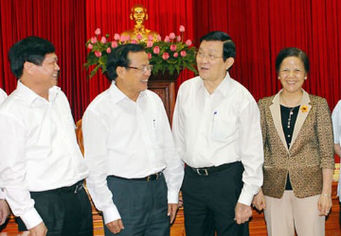 Khắc phục nể nang, né tránh trong phê bình và tự phê bình - ảnh 1