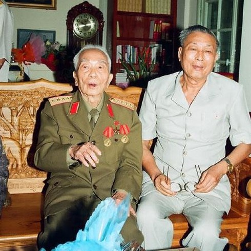 Đại tướng Võ Nguyên Giáp: Những hình ảnh xúc động về Đại tướng của nhân dân - ảnh 11