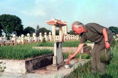 Đại tướng Võ Nguyên Giáp: Những hình ảnh xúc động về Đại tướng của nhân dân - ảnh 4