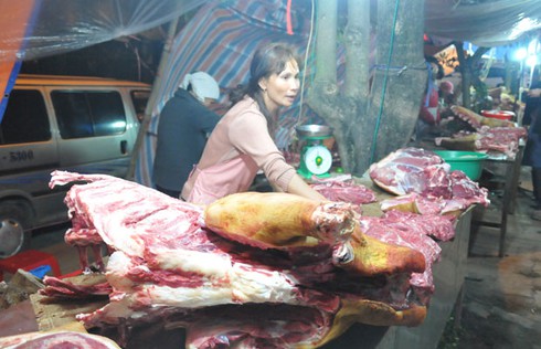 Món hàng đắt khách nhất chợ Viềng - ảnh 3