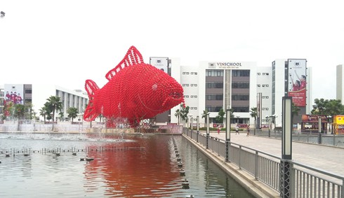 Vincom ra mắt Đèn lồng cá chép lập kỷ lục Guinness Việt Nam - ảnh 1