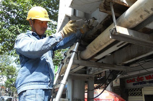 EVN chuẩn bị tính tiền điện sinh hoạt theo giờ - ảnh 1
